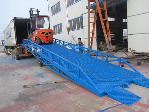 移動登車橋